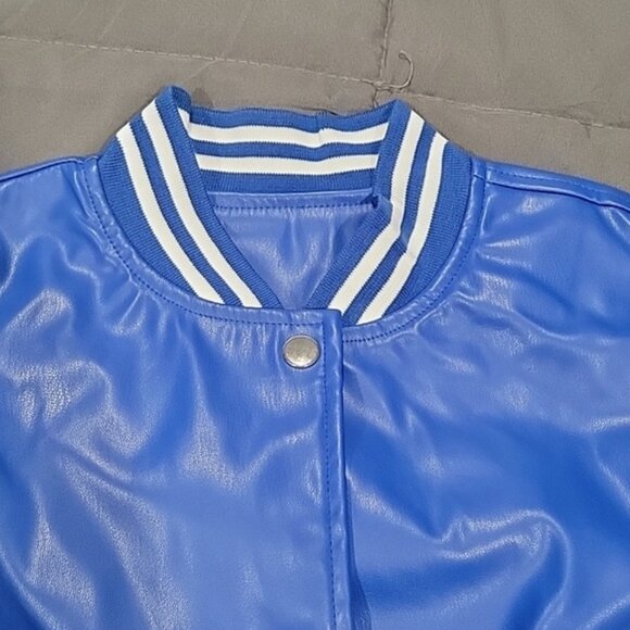 Crop Bomber Jacket - Picture 4 of 8